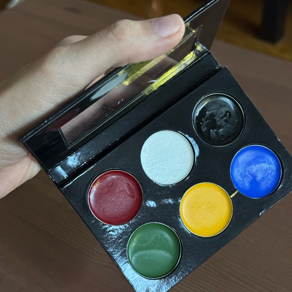 Professional Mehron Face Paint Palette - 6 Vibrant Colors